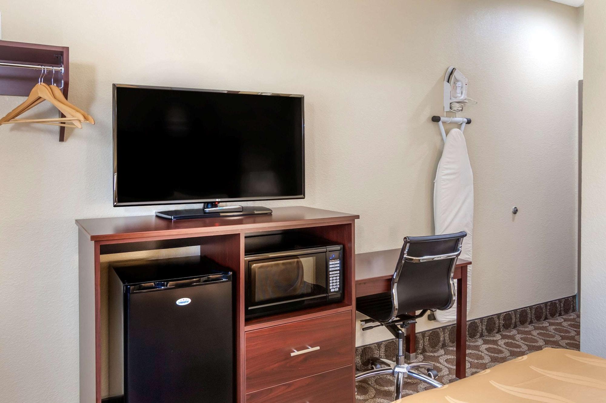 Quality Inn Overland Park Kansas City Bagian luar foto