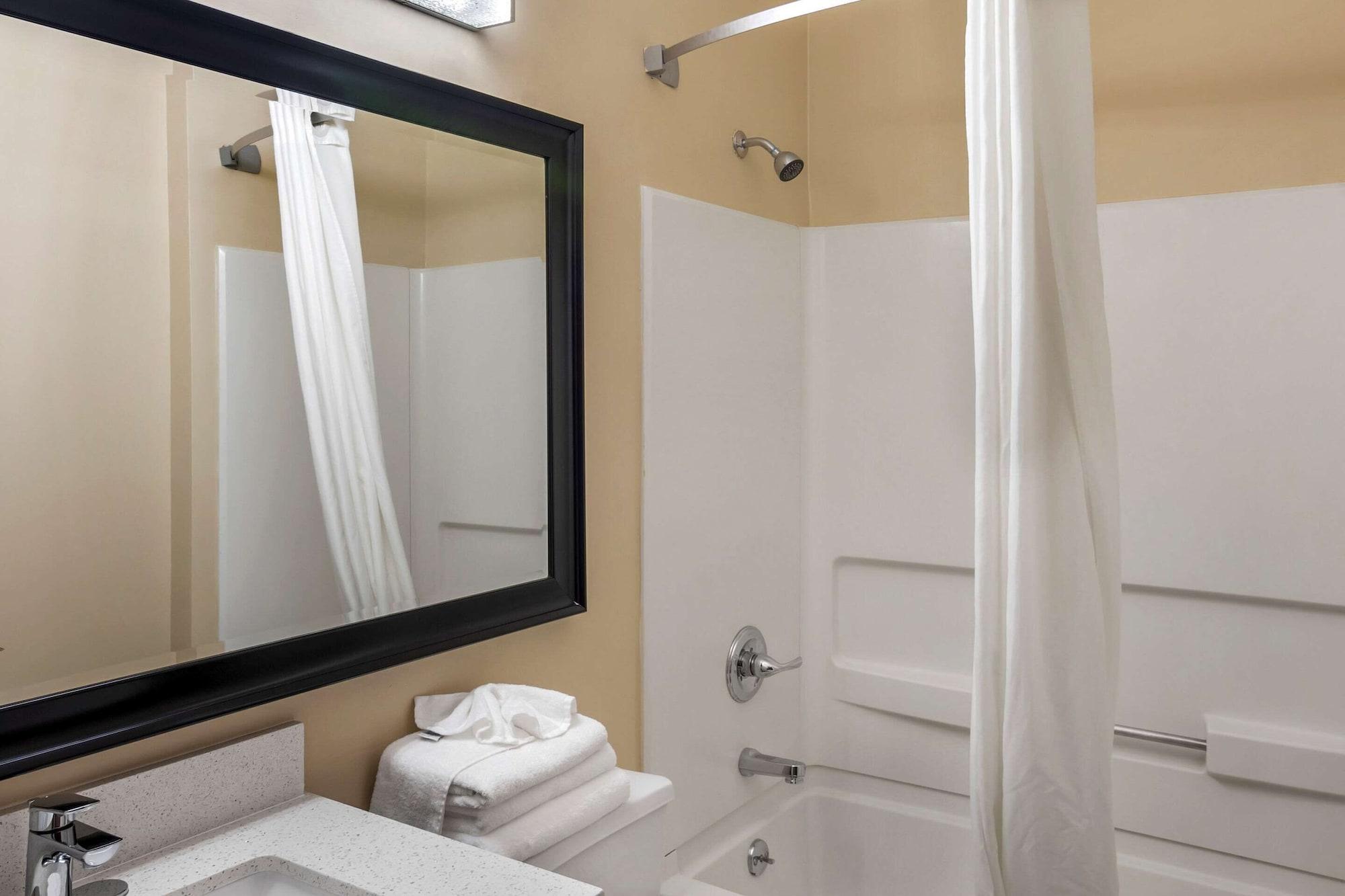 Quality Inn Overland Park Kansas City Bagian luar foto
